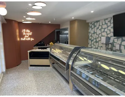Chantilly Ice Cream Laguna Beach, business photo 3