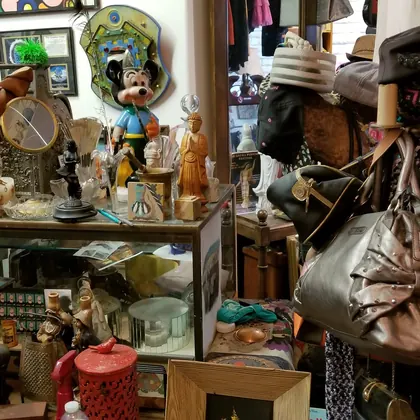 Cherry Moon Shoppe, business photo 2