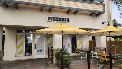 Grazie Grazie Pizzeria, business photo 4