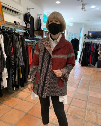 Just Looking Boutique, business photo 4