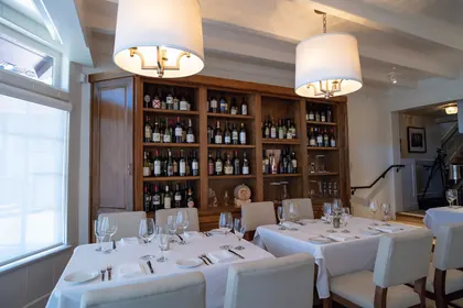 Selanne Steak Tavern, business photo 3