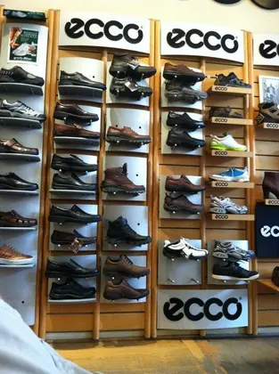 The Shoe Cellar (formerly on Forest Ave), business photo 4